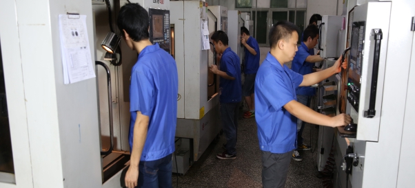 CNC刻模车间