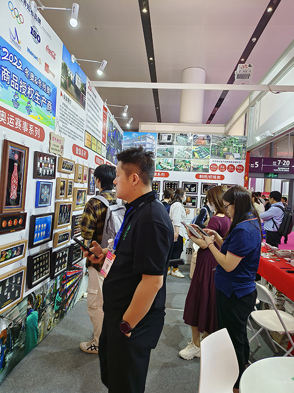 工艺礼品实力厂家人气十足！东莞济安诚邀您参观深圳礼品展