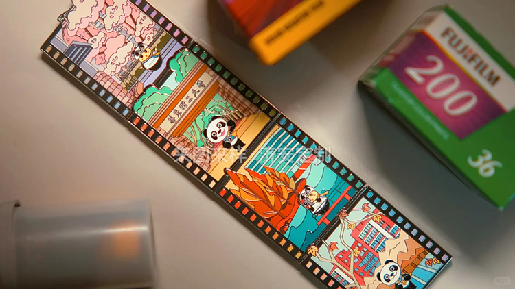 华东理工进博会【胶片相机徽章】来喽！创意徽章定格校园青春记忆