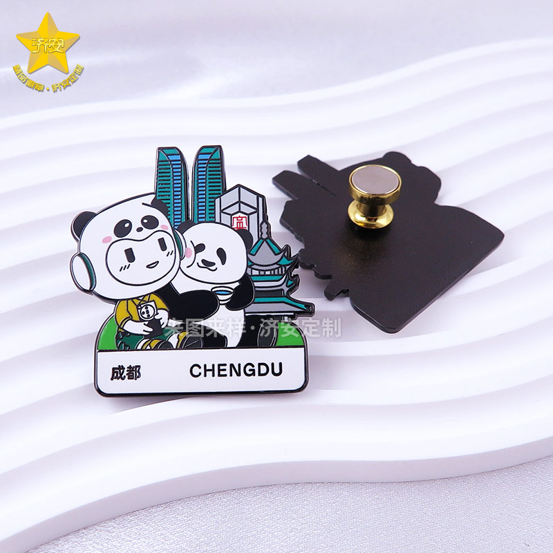 OPPO吉祥物金属徽章&城市文创手办:行走的品牌宣传名片