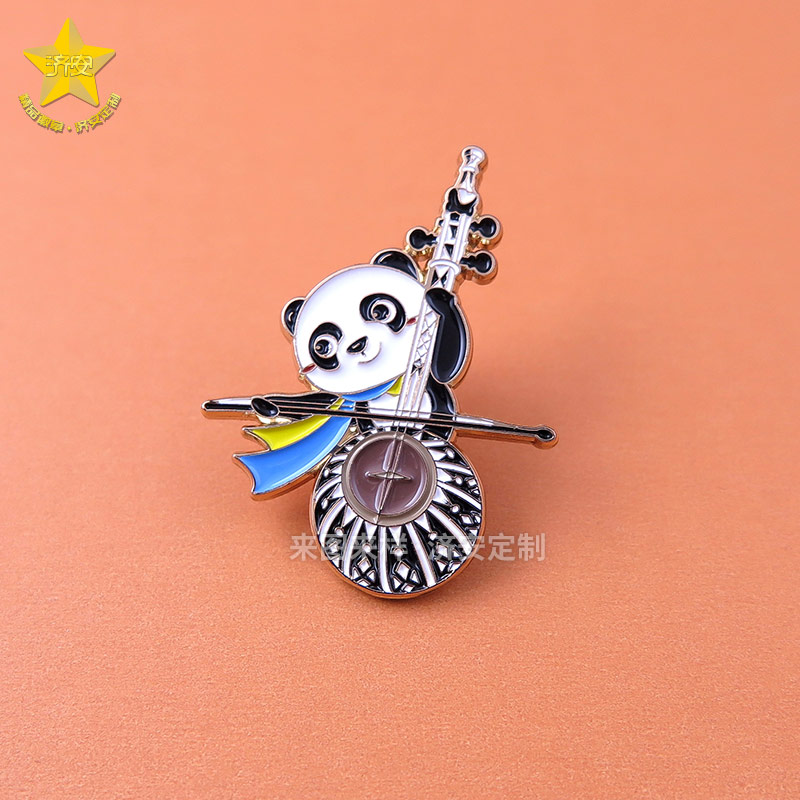 进博会熊猫乐器徽章系列，东莞济安徽章定制工厂倾情打造！