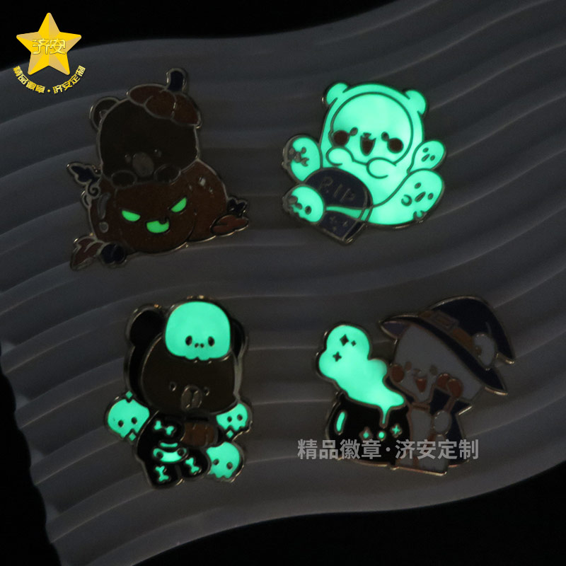 锌合金仿珐琅夜光徽章，幽灵南瓜暗夜微光，定格万圣节趣味！