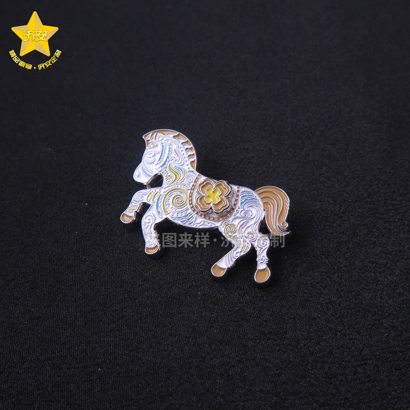 进博会旋转徽章 骏马徽章